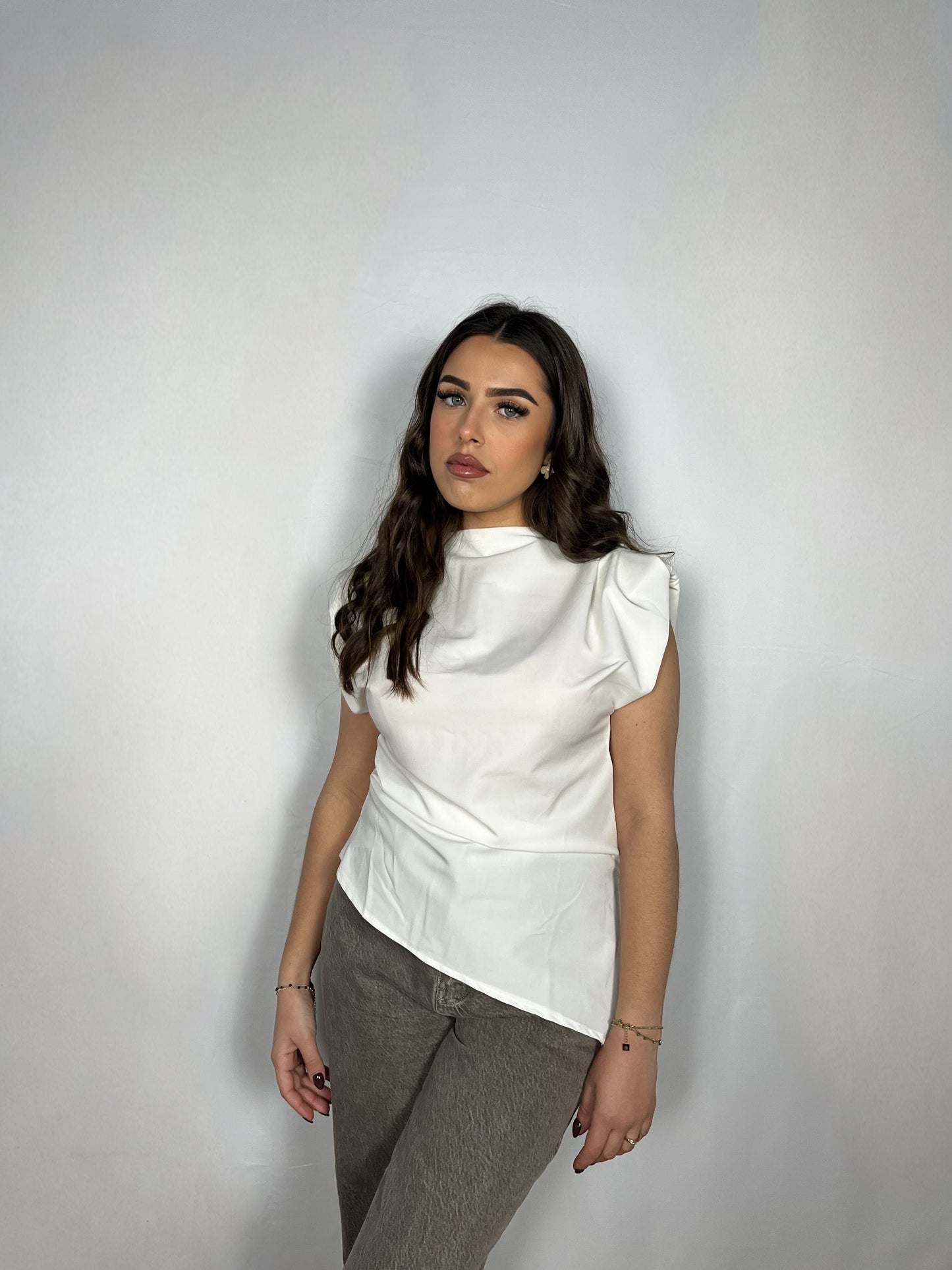 Top Ella