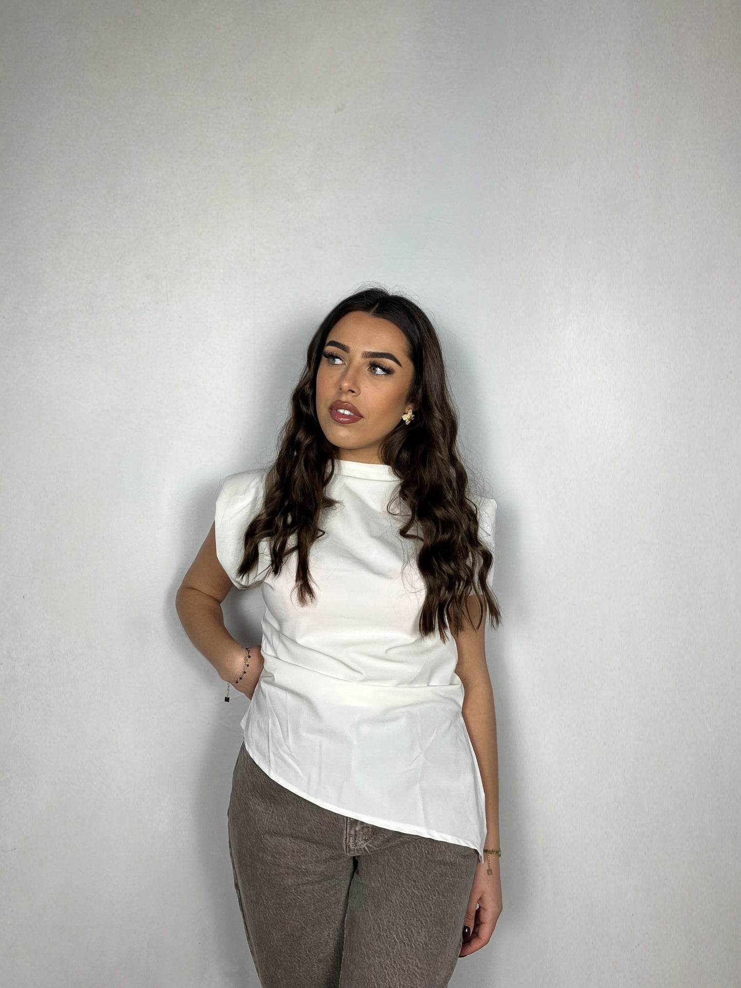 Top Ella
