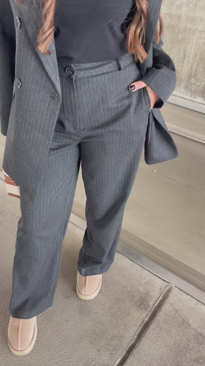 ENSEMBLE DE TAILLEUR